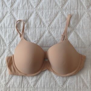 Skims Fits Everybody T-Shirt Bra